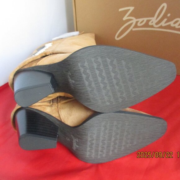 Zodiac Rowena-Wings Faux Leather Western Boots $169 - US Size 5 - Caramel - 1356 - Picture 9 of 13